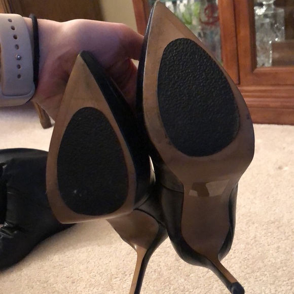 Aldo Pumps with grips - Picture 2 of 2